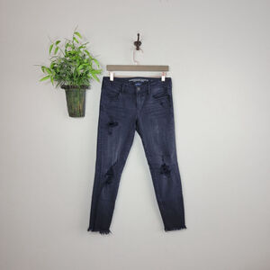 American Eagle Skinny Jeans Jegging Super Low Black Distressed Frayed Crop AE 10